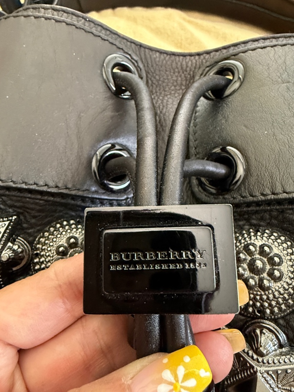 Vintage Burberry Studded Leather Shoulder Bag Grommet Hobo Black Authentic - Picture 2 of 10